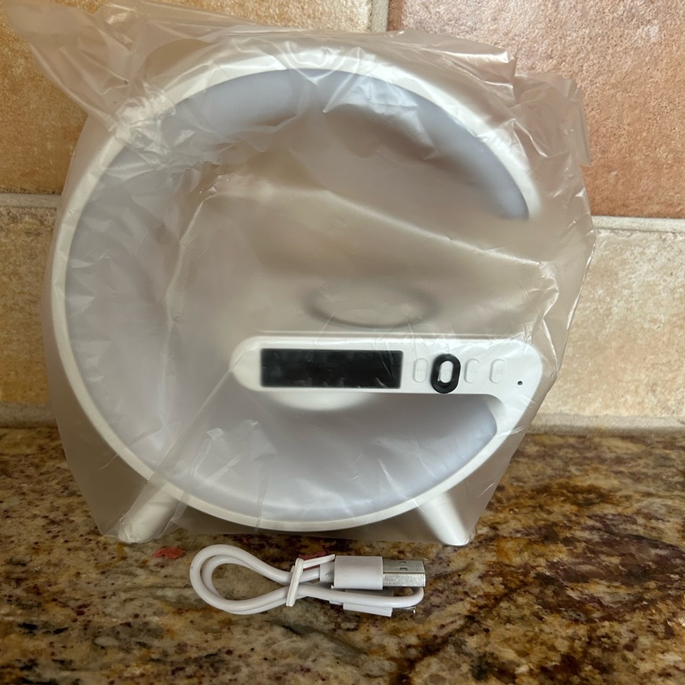 G63 INTELLIGENT SMART LIGHT SOUND MACHINE ( BRAND NEW) - Picture 7 of 12